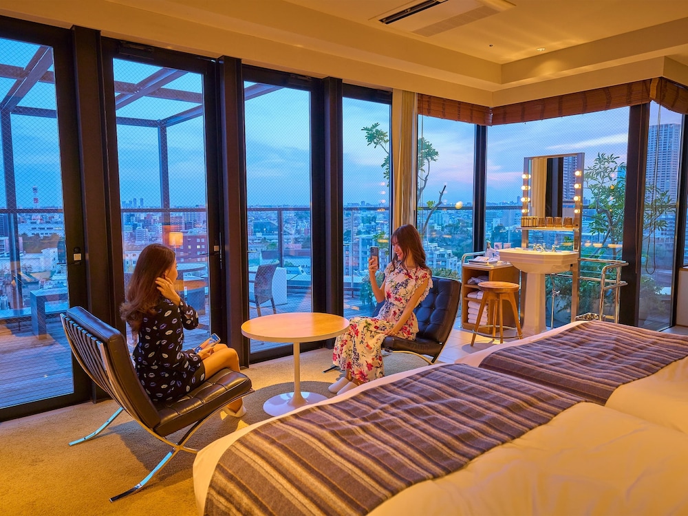 Ebisuholic Hotel 40/65