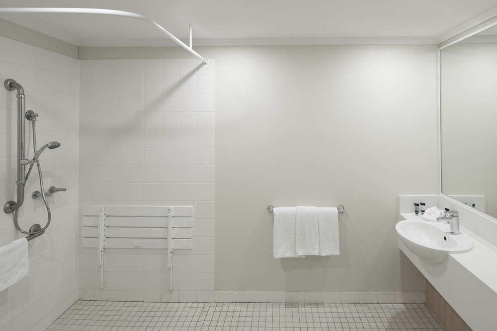 Mercure Sydney Macquarie Park 19/64