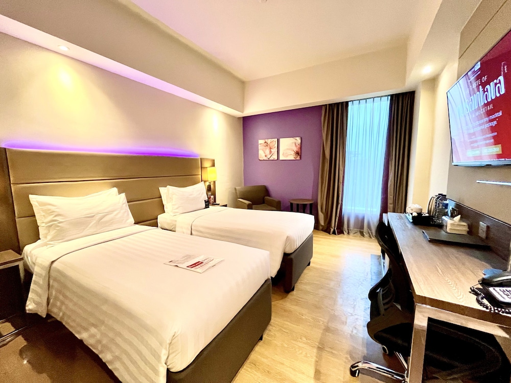 Bigland Sentul Hotel and Convention (ex Olympic Renotel Sentul) 13/50