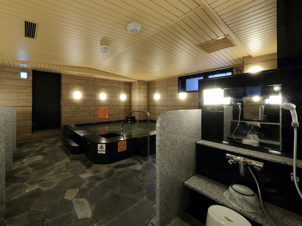 Apa Hotel Nagoya Sakae Kita 50/70
