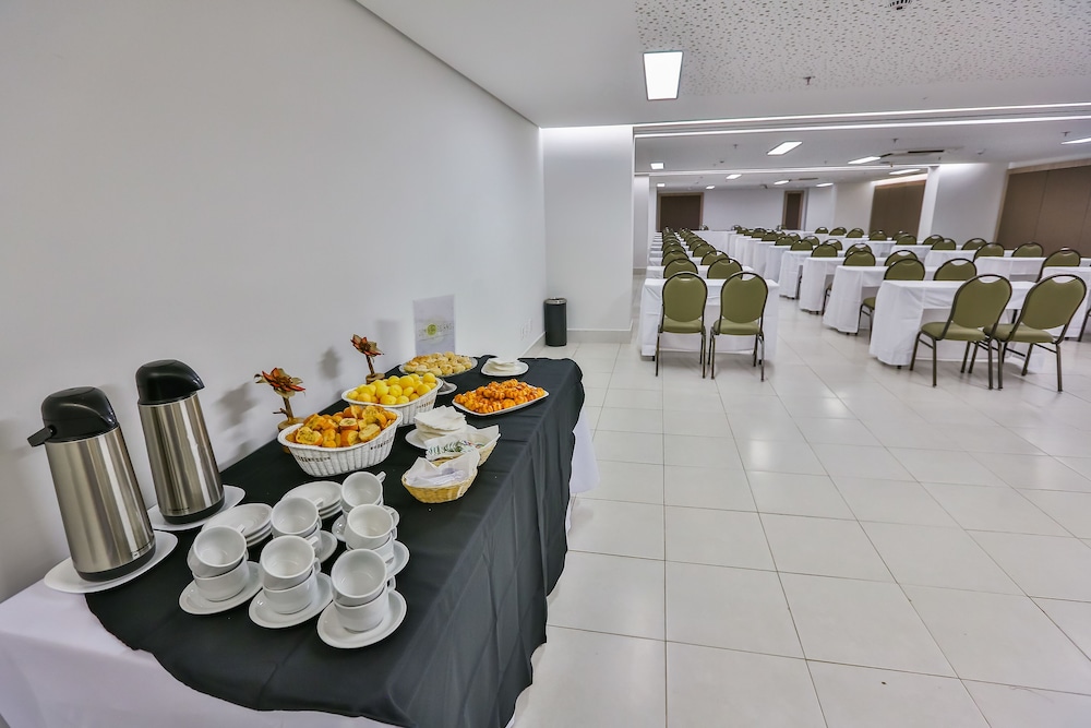 Mega Moda Hotel 43/52