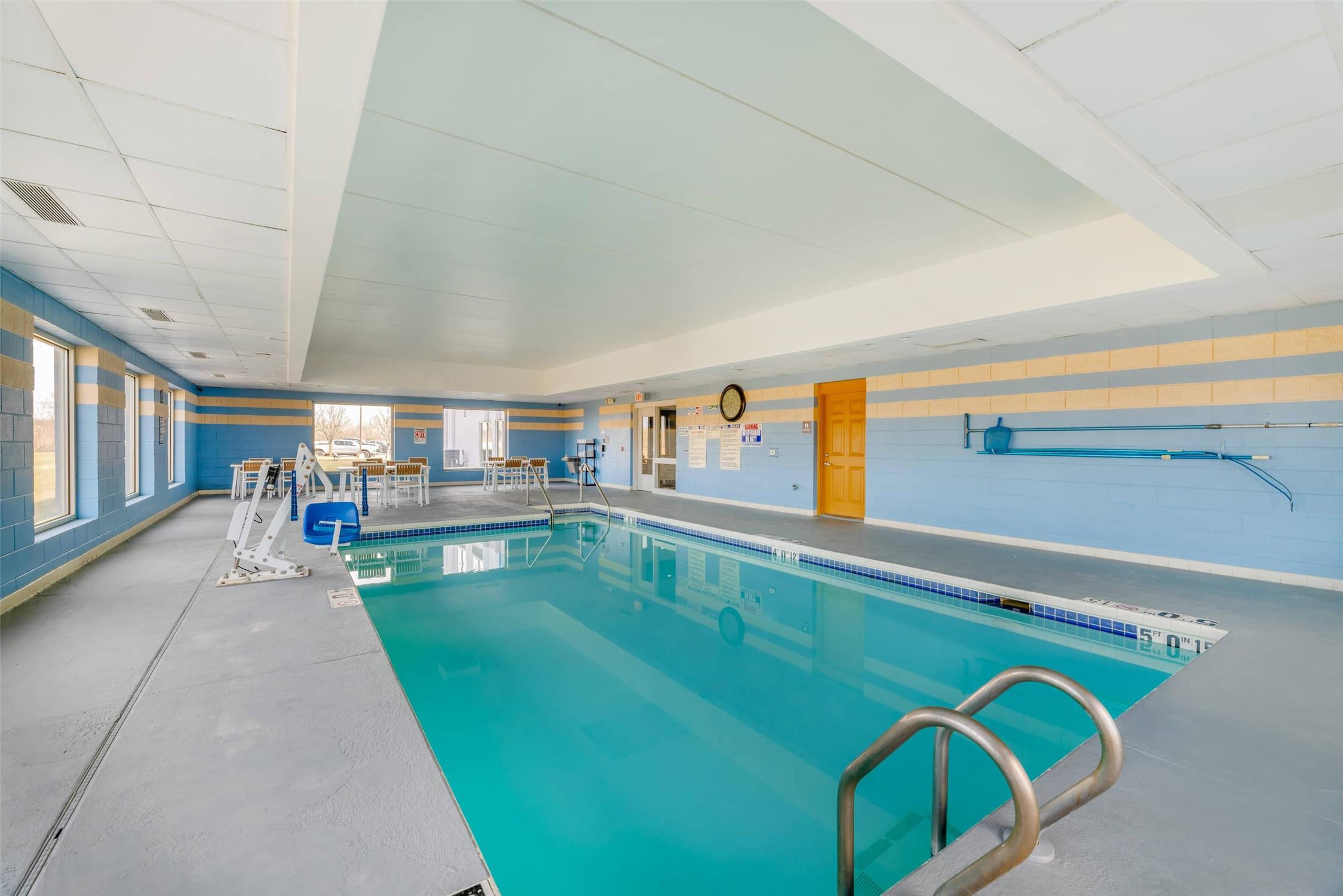 Comfort Inn & Suites Madison East - Monona 5/13