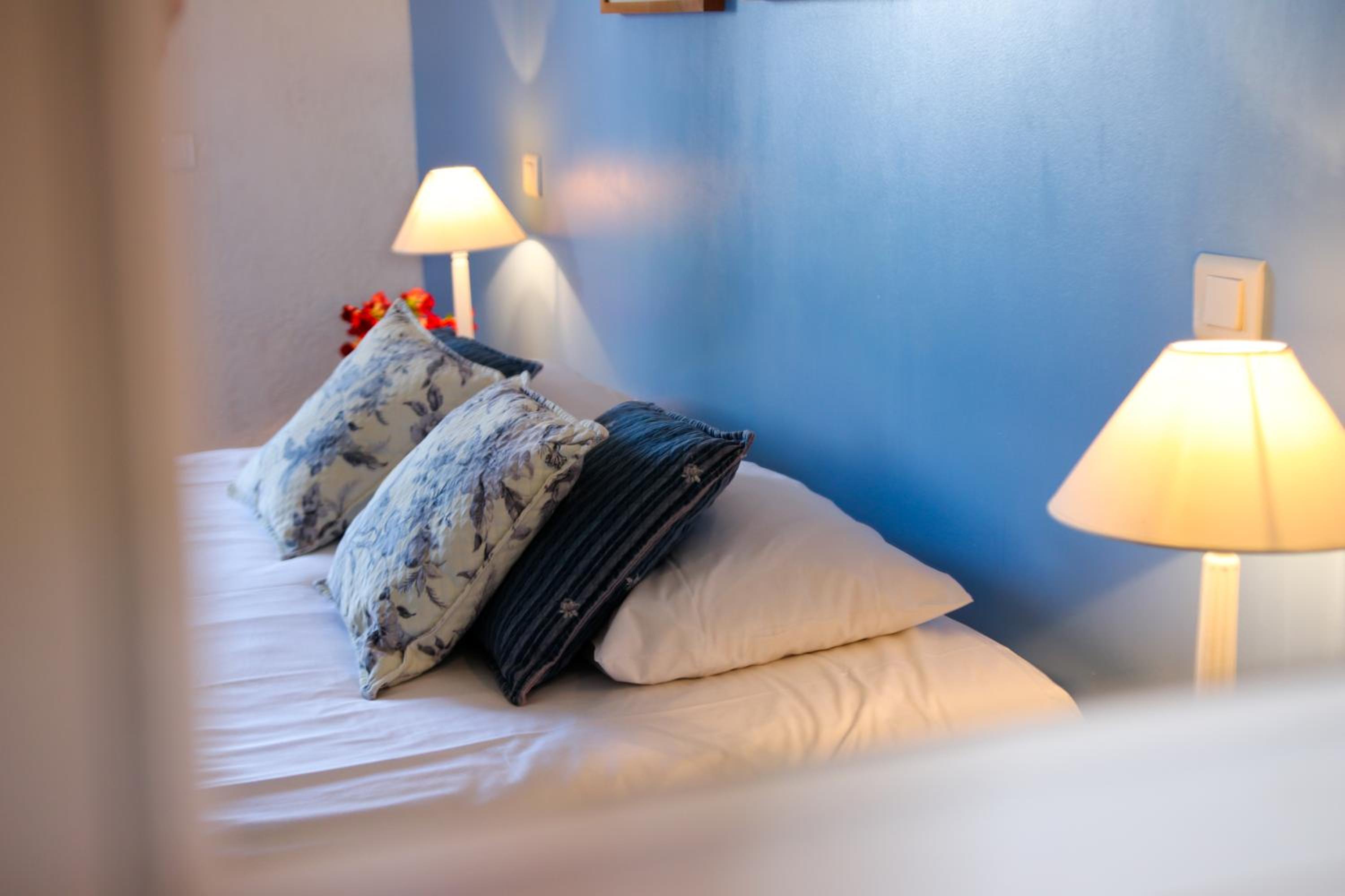 HOTEL L'ESTIRADO DES ADRETS 13/48