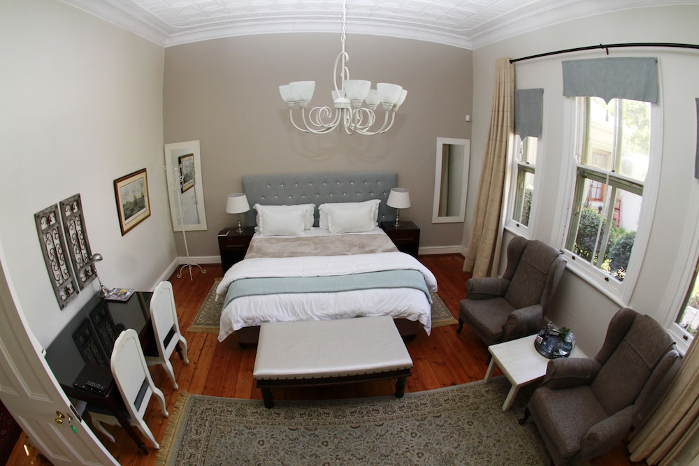 Oleander Guest House 5/50