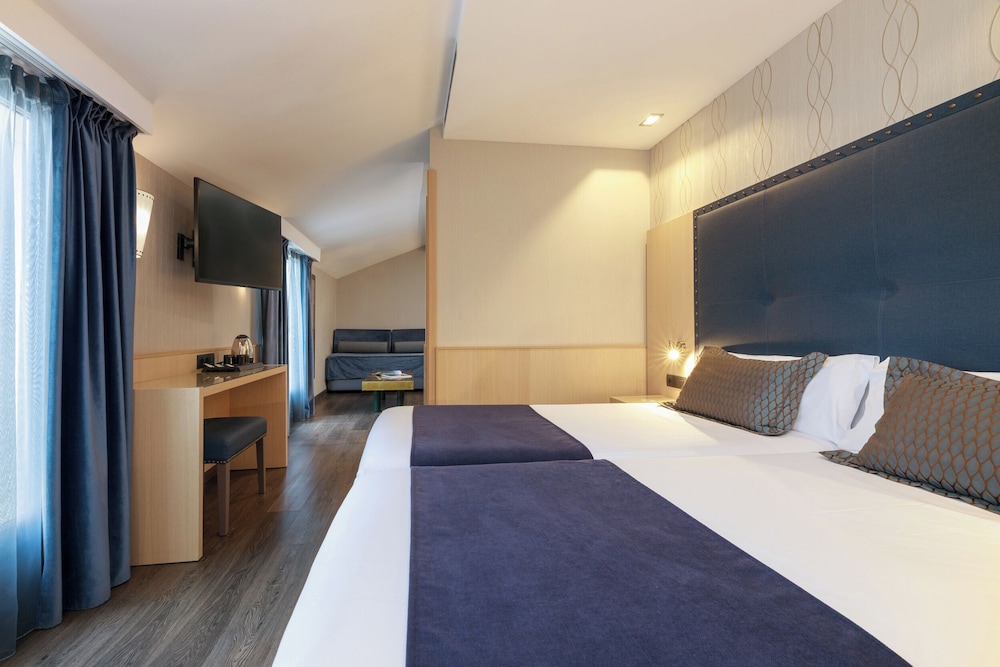 Standard, Quadruple, 4 Beds