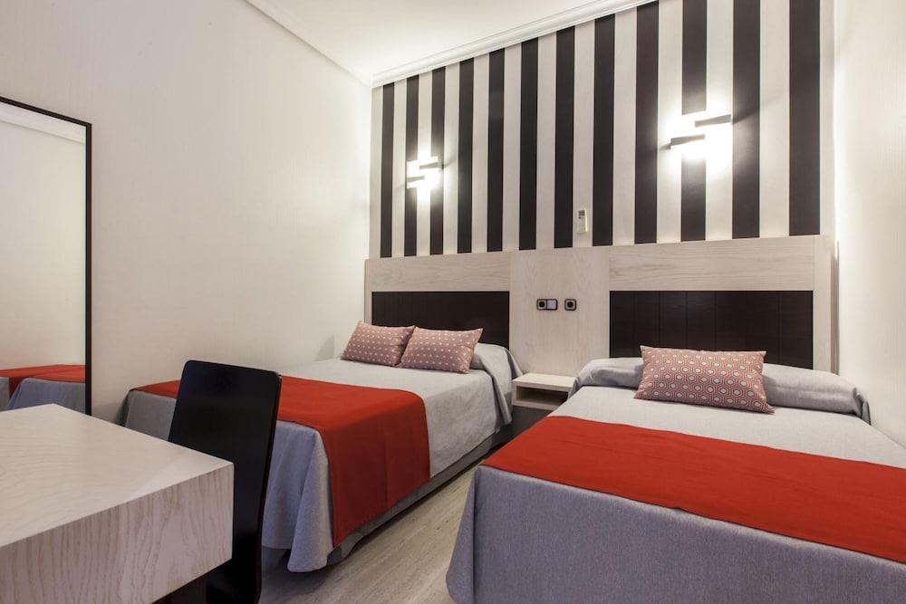Hostal Castilla I. 21/43