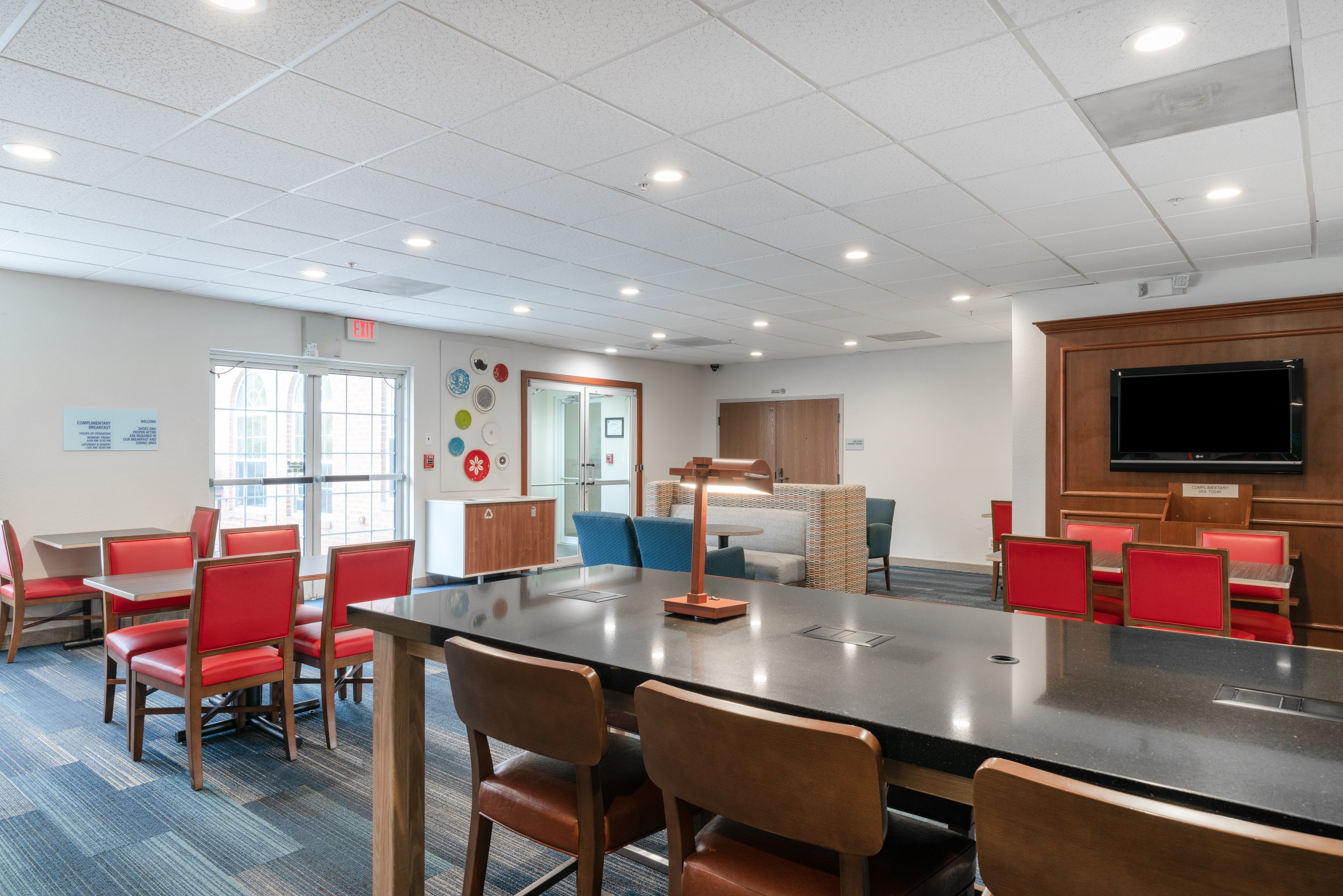 Holiday Inn Express Prince Frederick 52/56