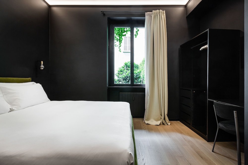 Brera Apartments In Nerino 14/50
