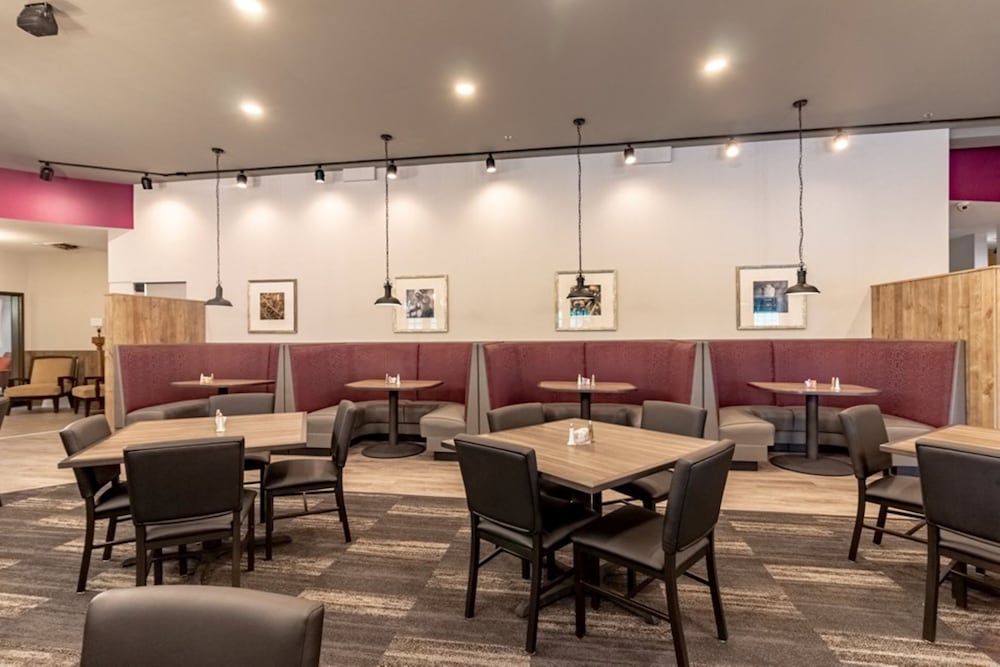 restaurant cafeteria