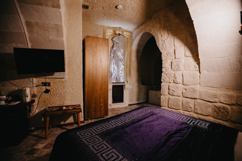 Artium Cave Hotel 12/50