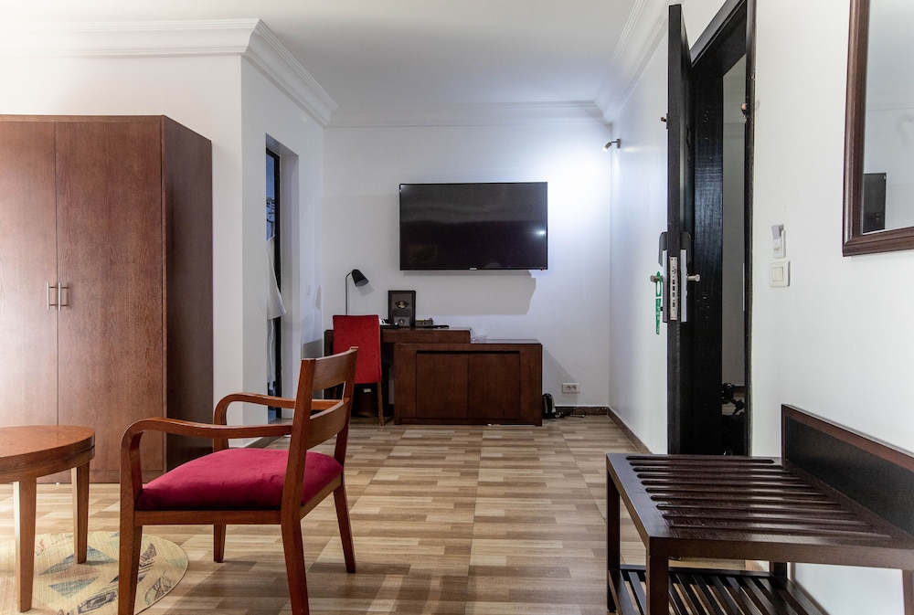 Residences Feto Ii 24/36