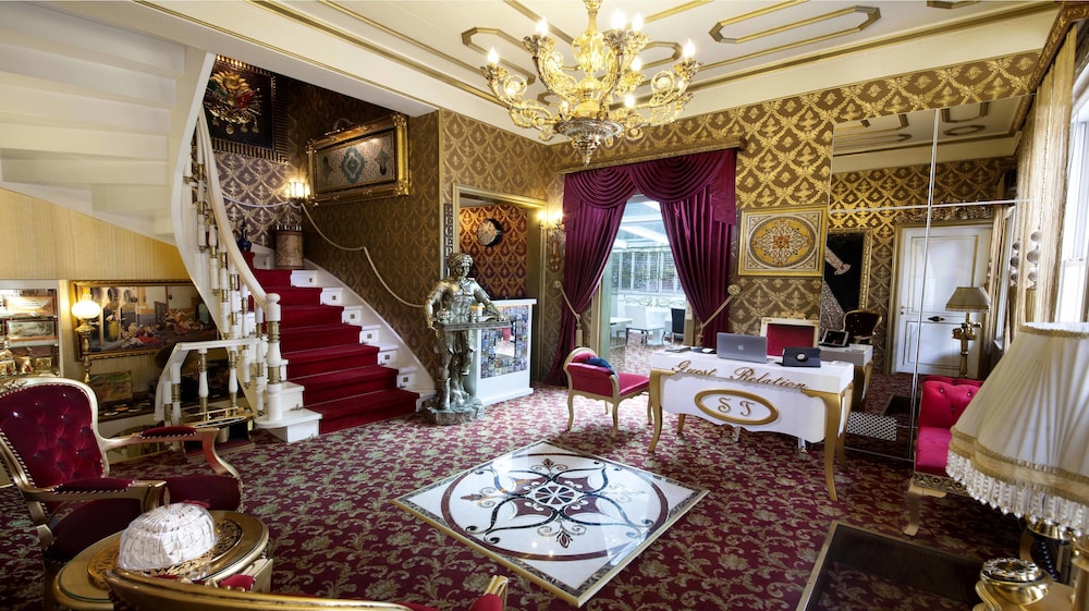 Sultan Tughra Hotel 12/50