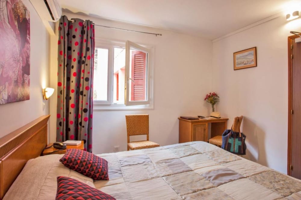 1 BEDROOM, ECONOMY, DOUBLE BED, COURTYARD VIEW