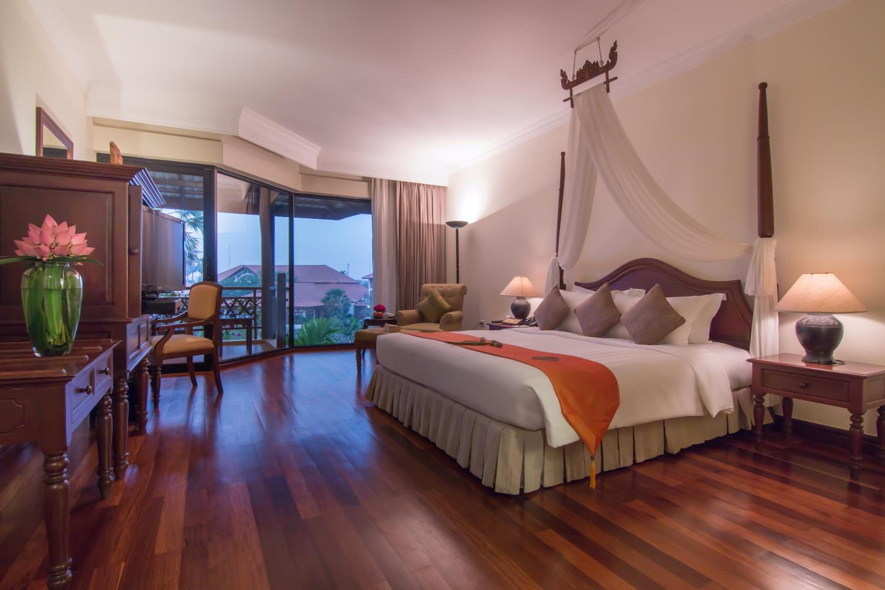 غرفة ديلوكس بإطلالة على المسبح، PALACE RESIDENCE & VILLA SIEM REAP 6/9