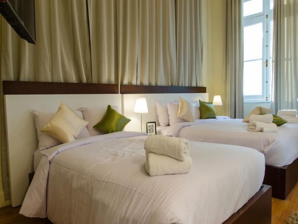 STANDARD, QUEEN BED, CITY VIEW, PRIVATE BATHROOM