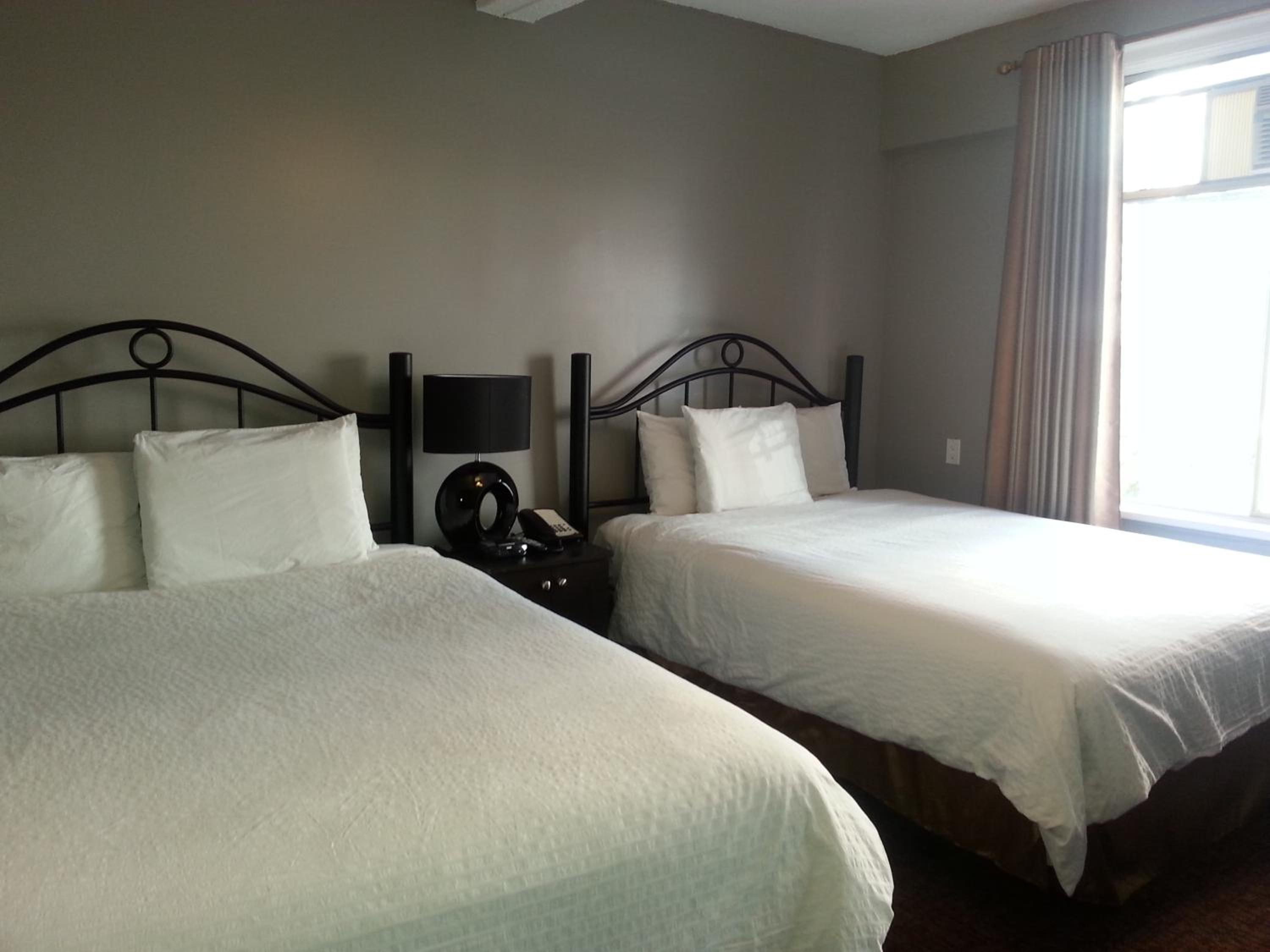 Barclay Hotel 13/41