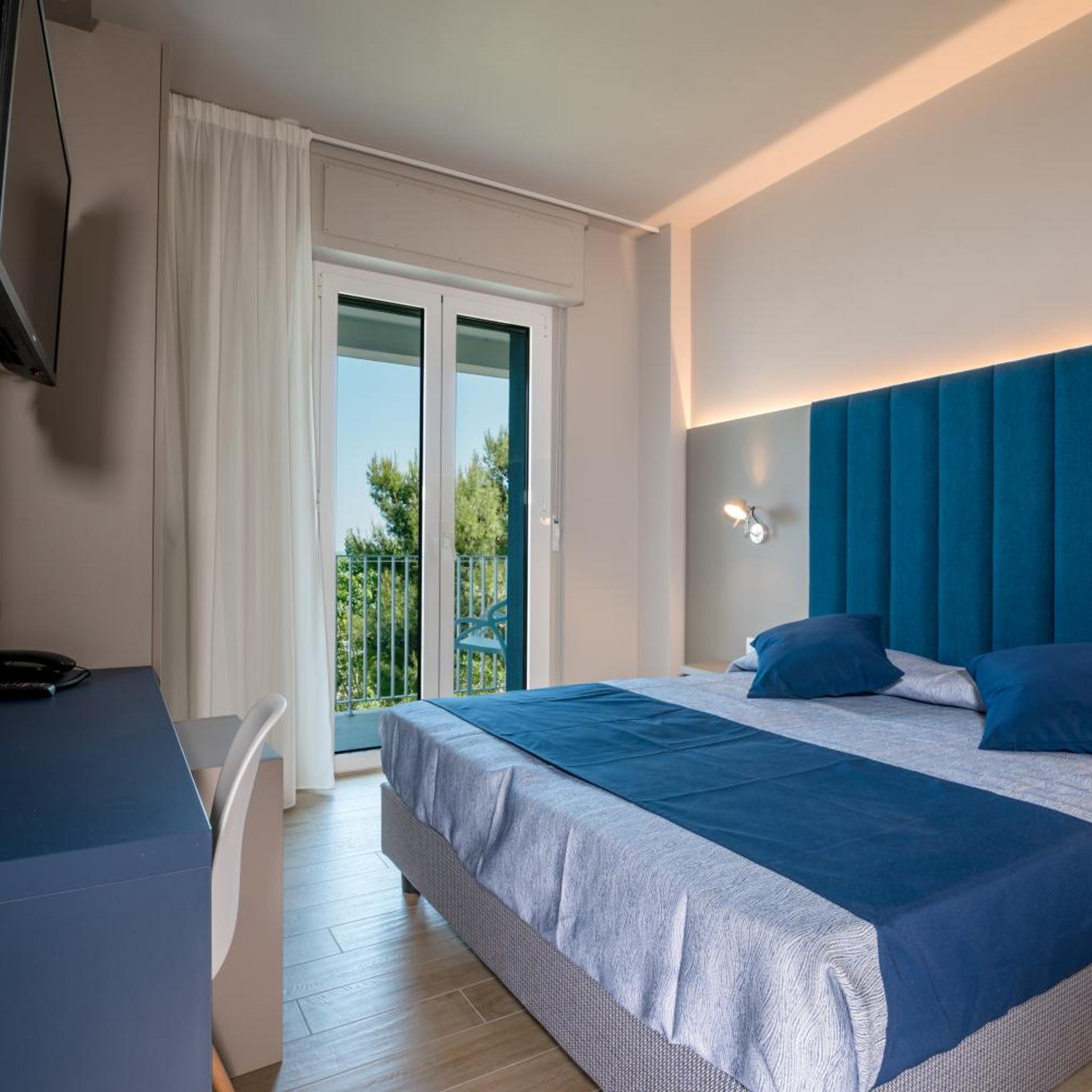 2 Bedrooms, Suite