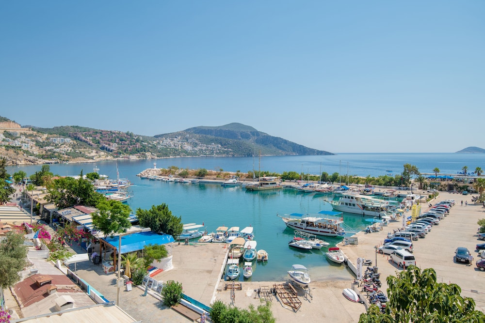 Pirat Hotel 25/35