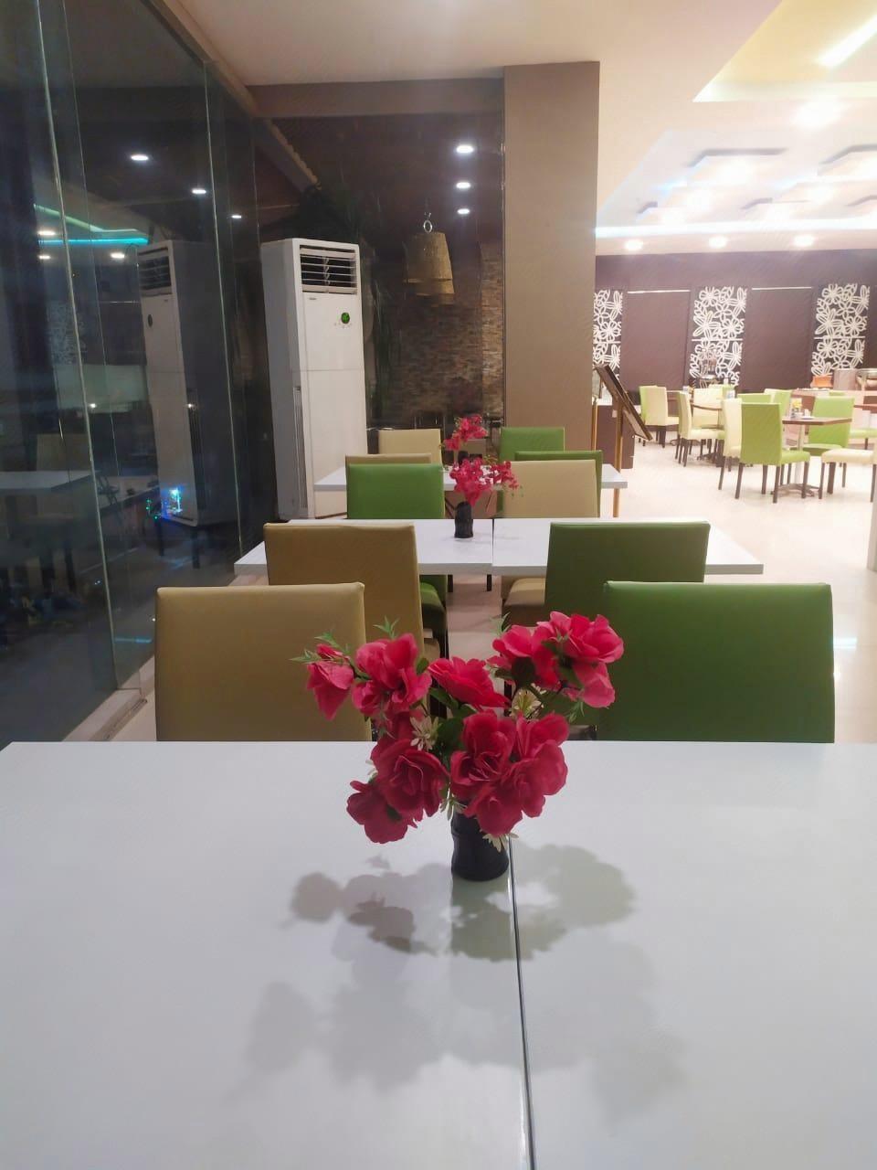 Zenith Hotel Kendari 20/43