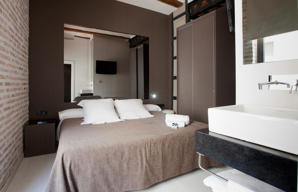 Cosy Rooms Embajador 36/72
