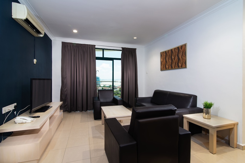 Golden View Serviced Apartment 43/67