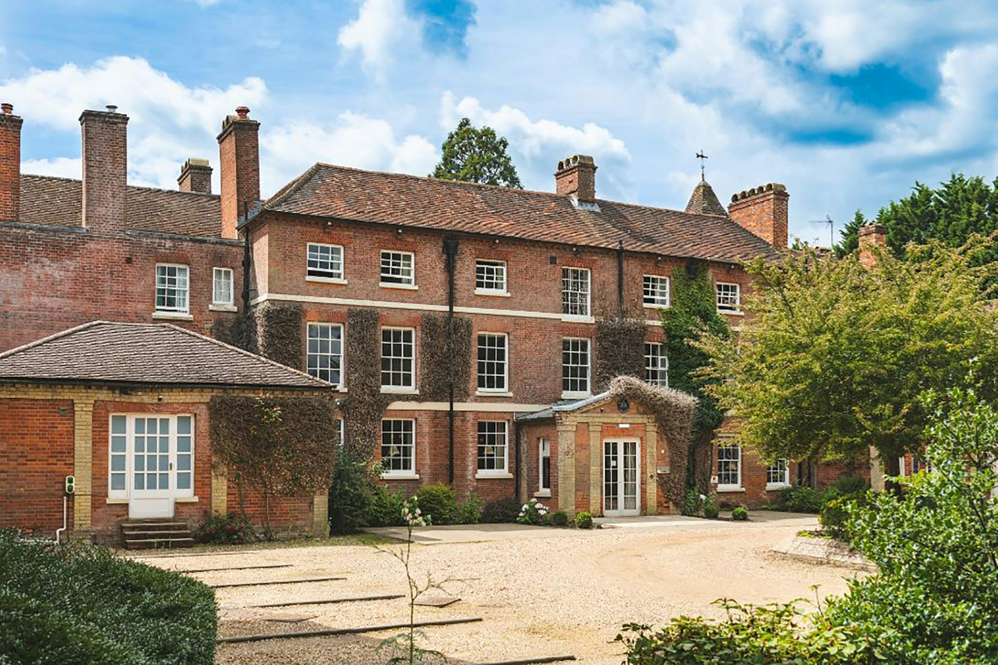 Bartley Lodge Hotel 2/58