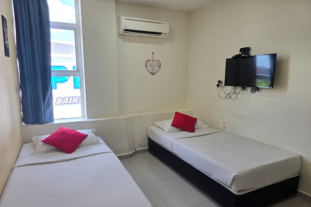 Hotel Inap Sri Gombak 14/50
