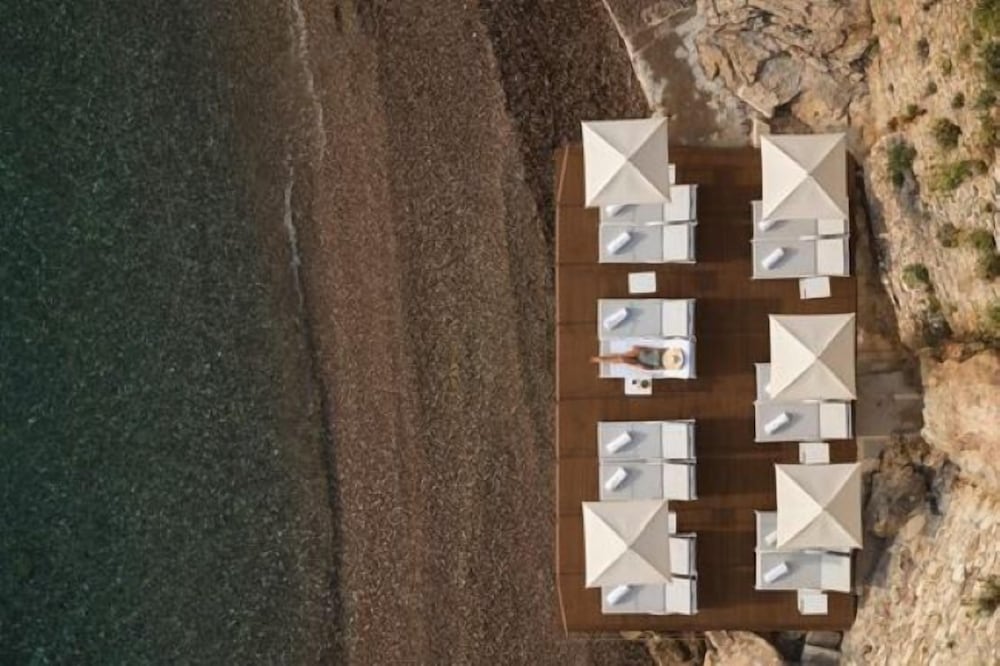 Cap Estel 69/77