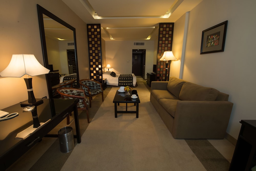 Century Park Hotel 21/38
