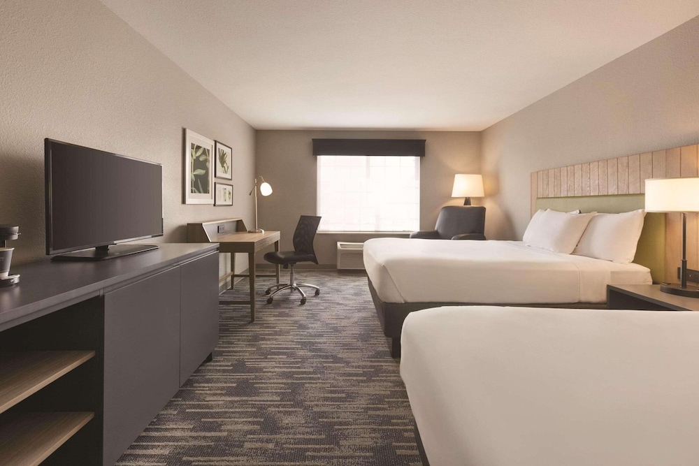 ROOM, 2 QUEEN BEDS