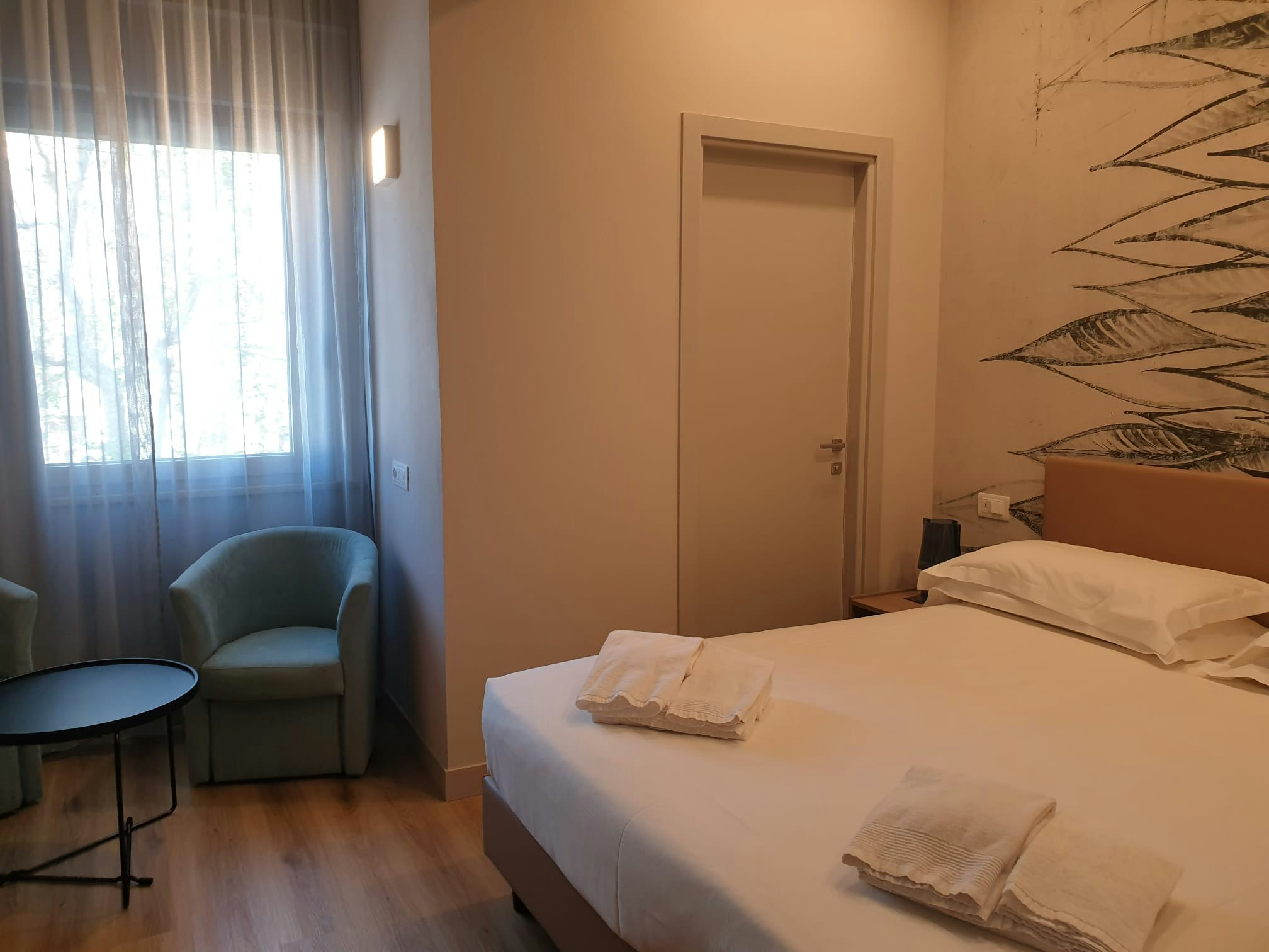 Hotel de la Ville 6/17