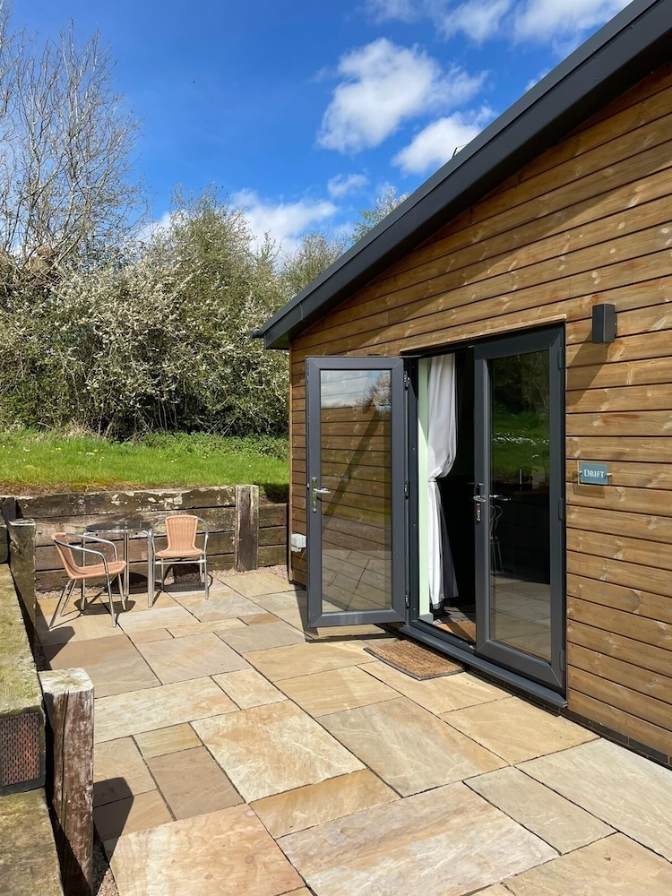 The Baiting House 24/49