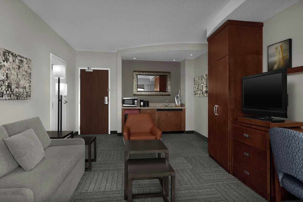 Courtyard Greensboro Airport 40/60
