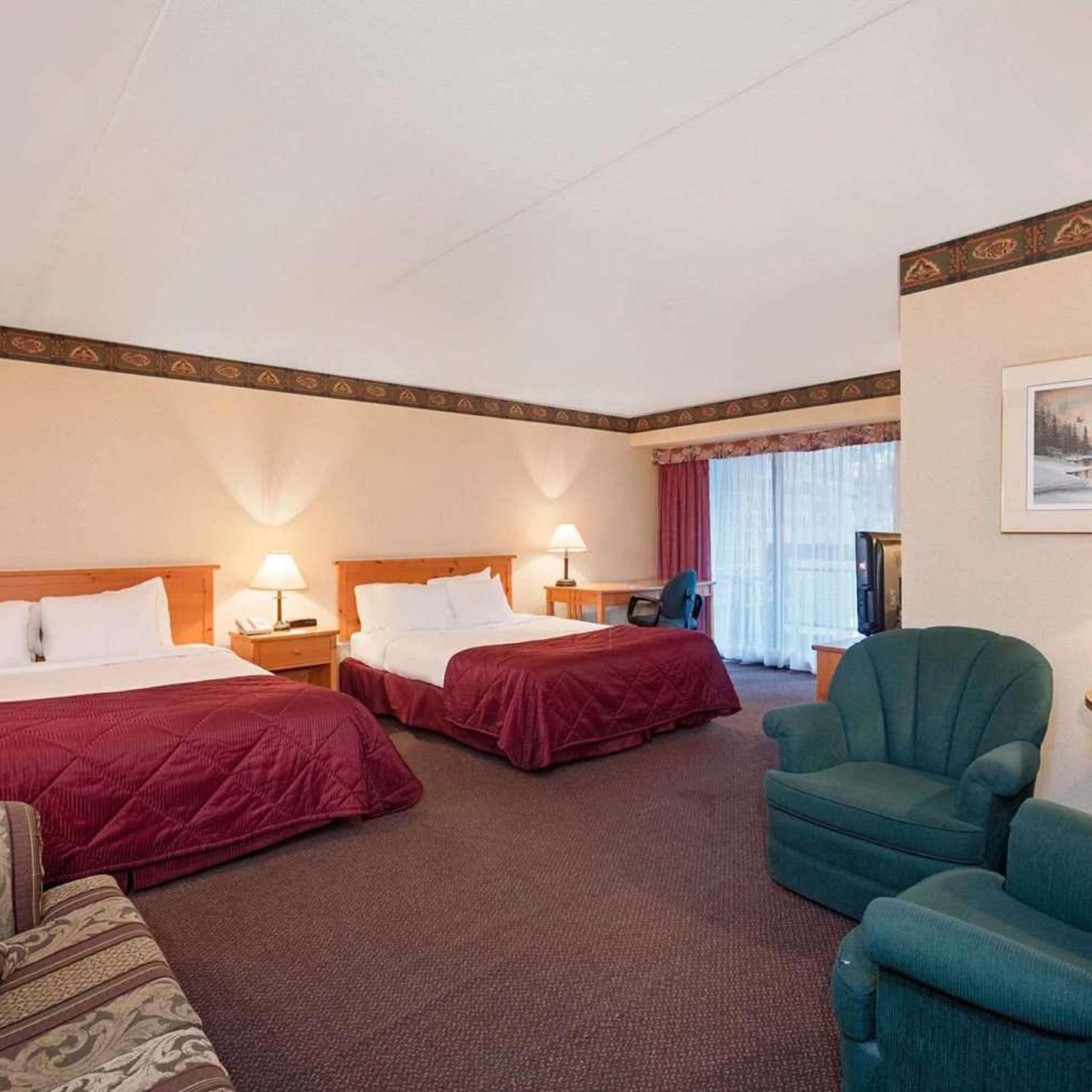 Room, 2 Queen Beds, Main Level, Accessible