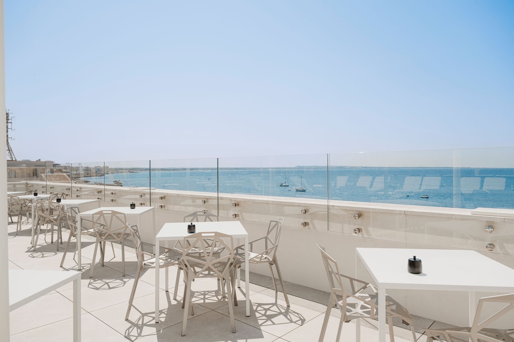 Biancodonda Greenblu Hotel & Spa 23/28