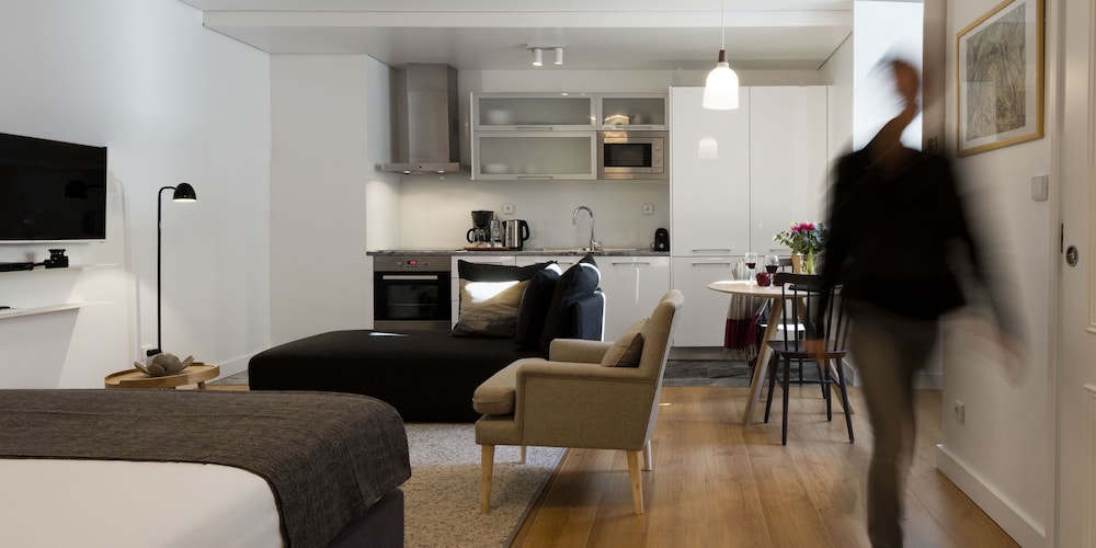 LISBON SERVICED APARTMENTS BAIXA CASTELO 43/74