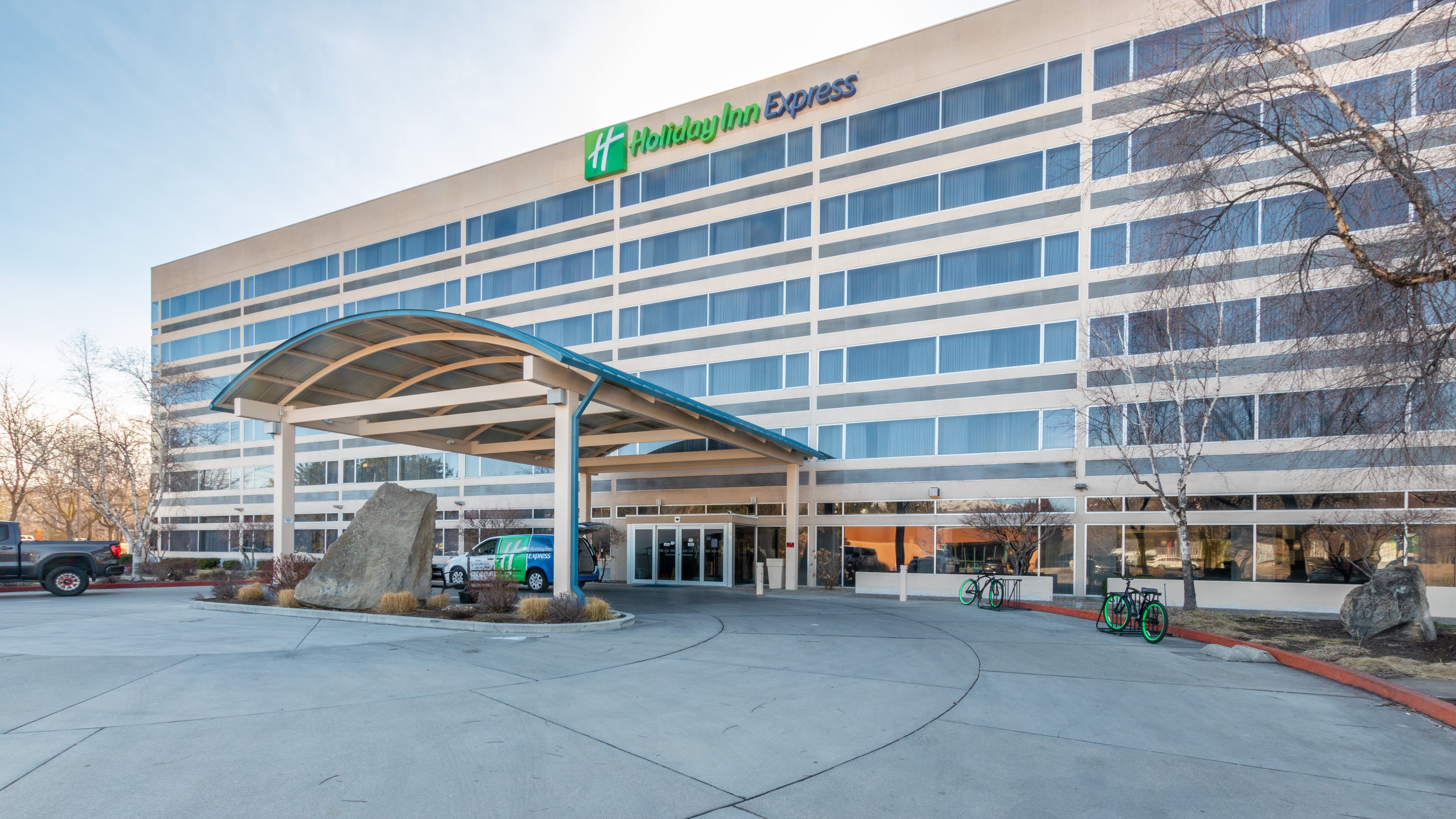 Holiday Inn Express Boise University Area 68/78