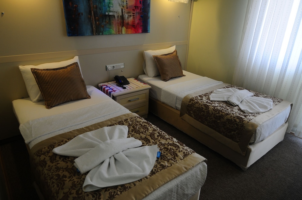 Hildegard Hotel 17/50