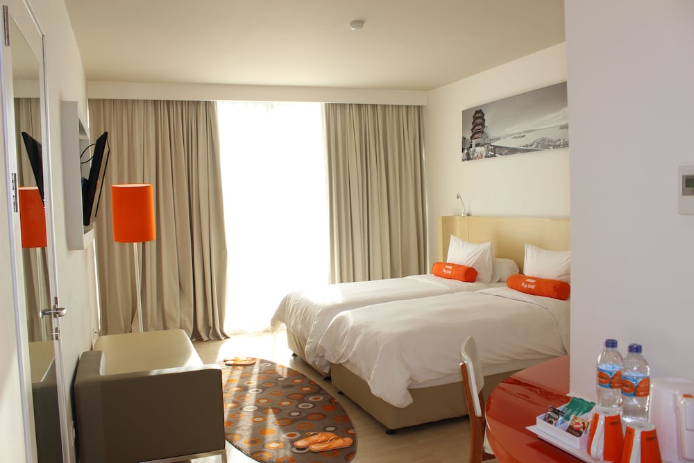 Harris Hotel Pontianak 15/50