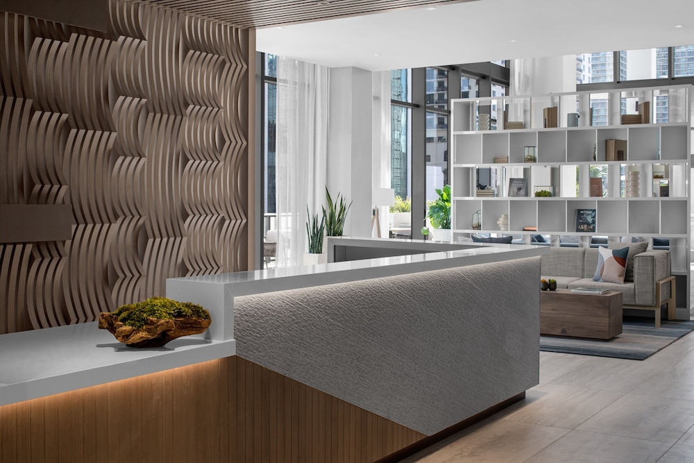 Element Miami Brickell 7/40