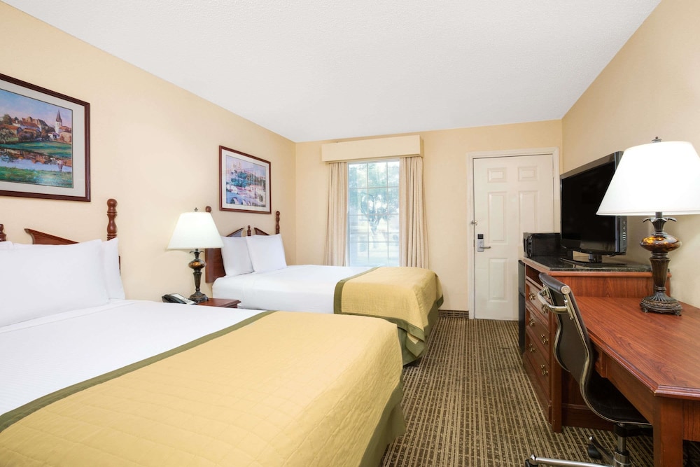 Baymont By Wyndham Thomasville 13/49