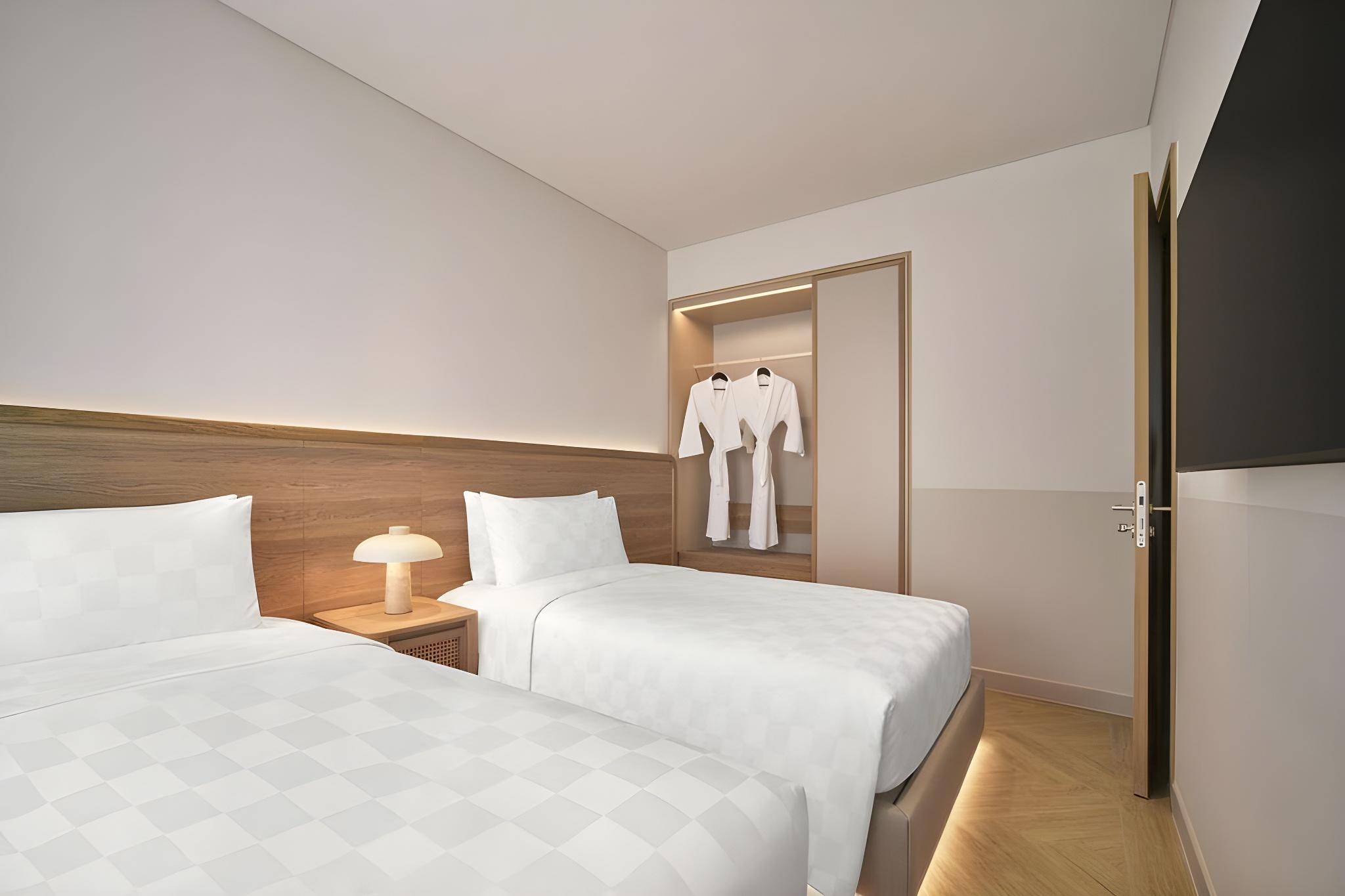 2 Bedrooms, Garden Pool, Residence, Balcony