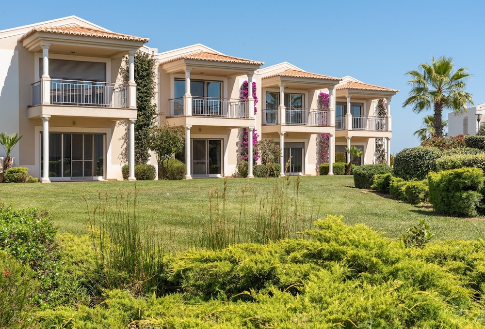 Vale de Lapa Village Resort in LAGOA