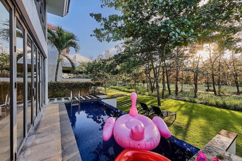S - Ocean Luxury Villas Danang 46/50