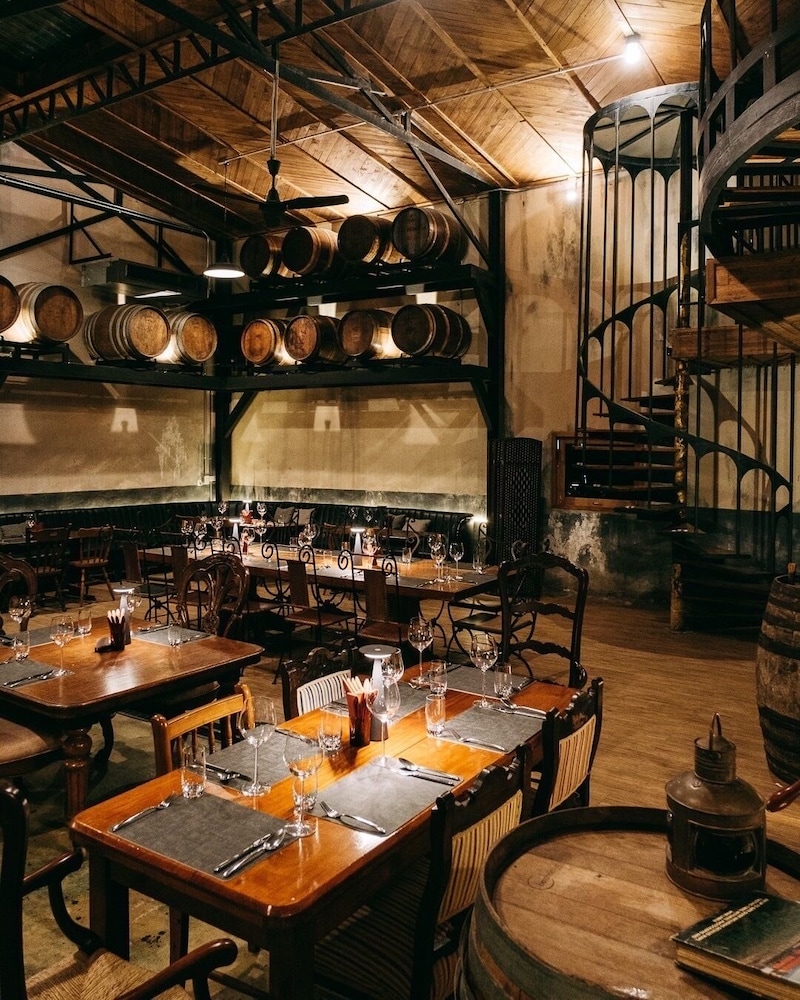 Issara Boutique Winery Hotel 59/78