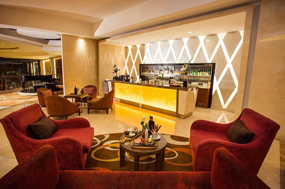 The Grand Fourwings Convention Hotel 30/45