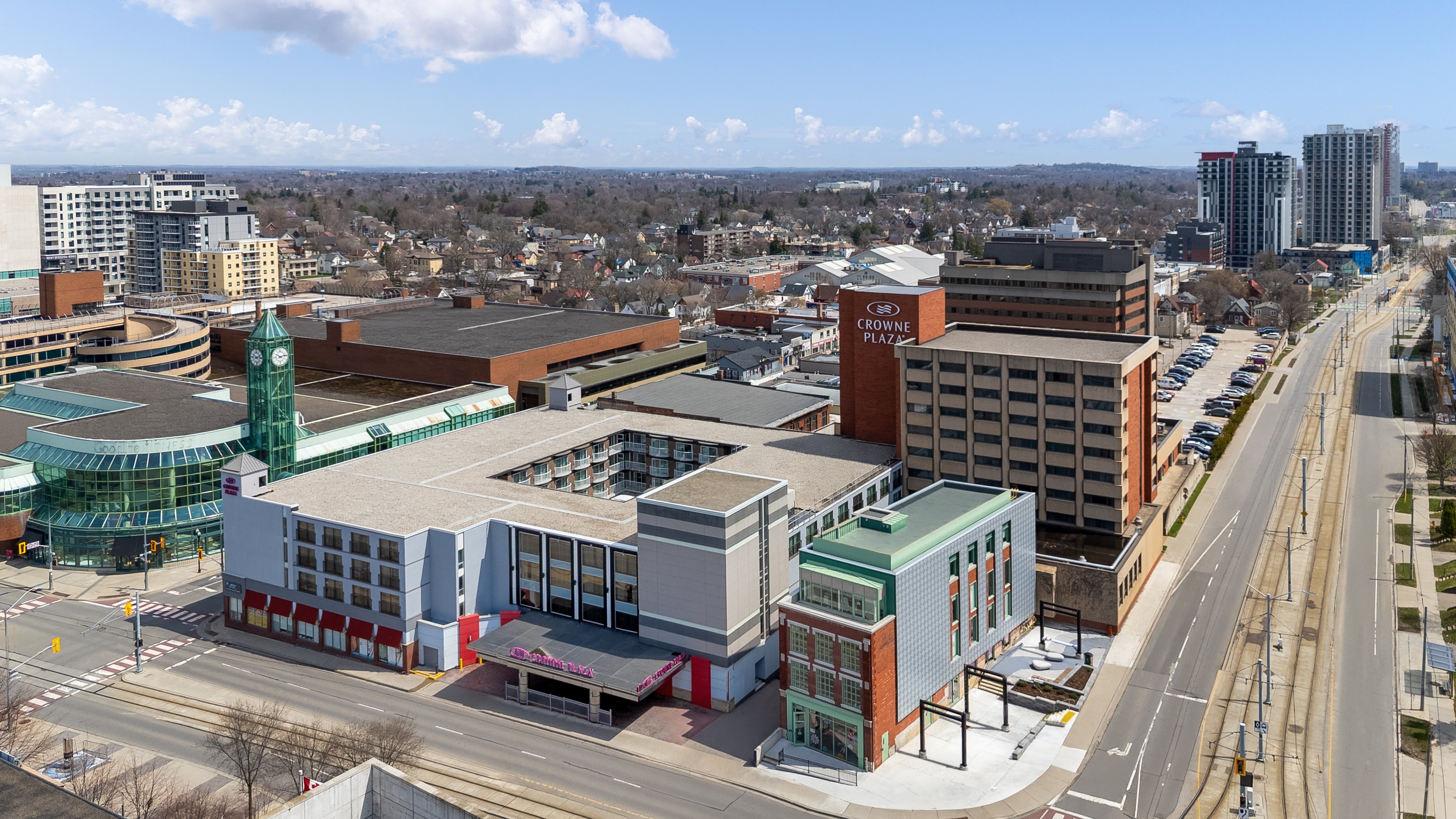 Crowne Plaza Kitchener Waterloo 4/74