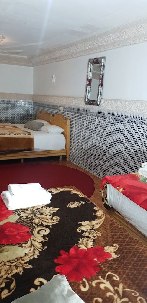 La Casa Espanyola 25/50