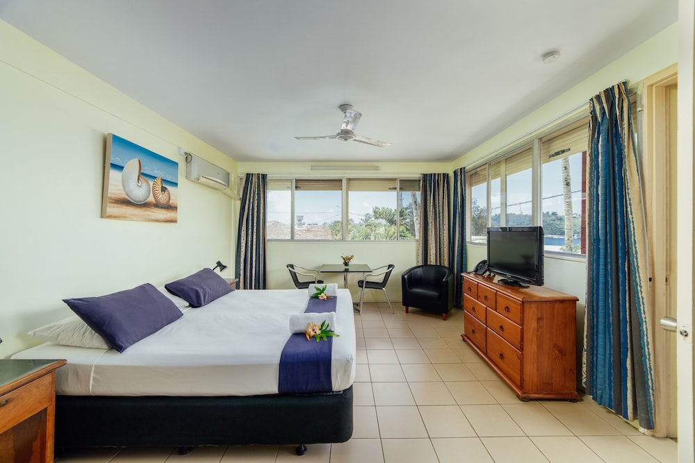 Kaiviti Motel 28/72