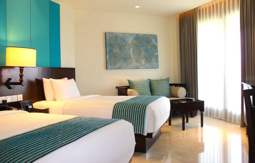 HOLIDAY INN RESORT BALI BENOA 21/79
